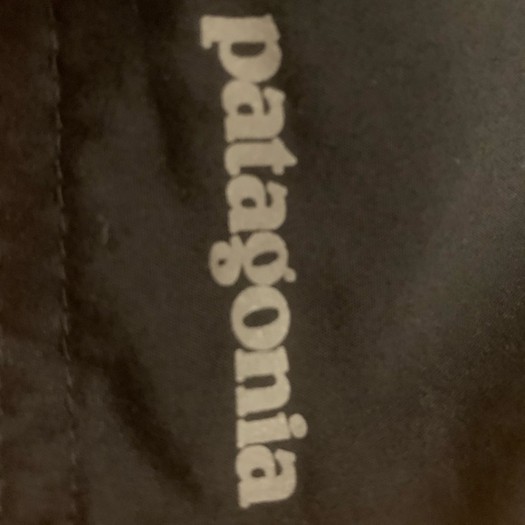 Patagonia black shorts - Picture 3 of 4